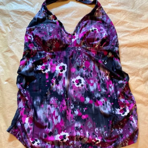 MATERNITY SWIMSUIT(TOP ONLY) Top: L - Picture 4 of 7